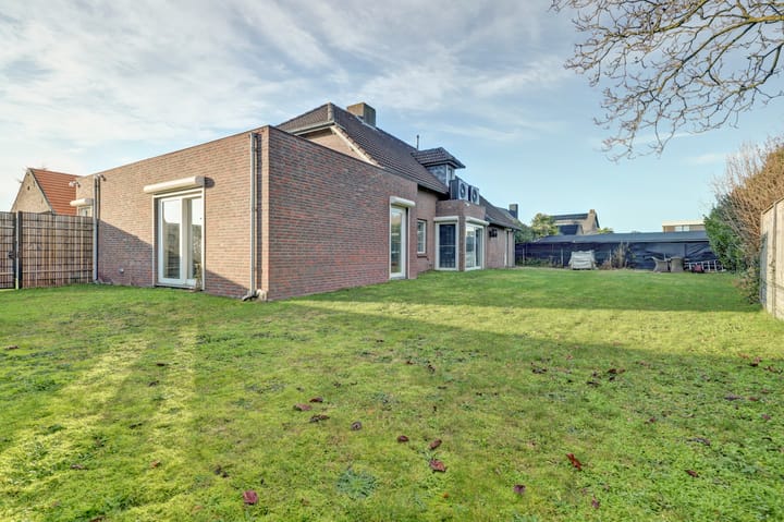 Foto 86 van Veldsehuizen 11-A