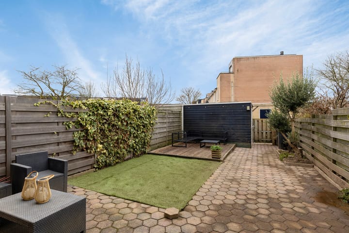 Foto 31 van Marga Klompélaan 22