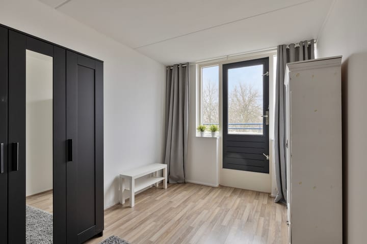 Foto 28 van Marga Klompélaan 22