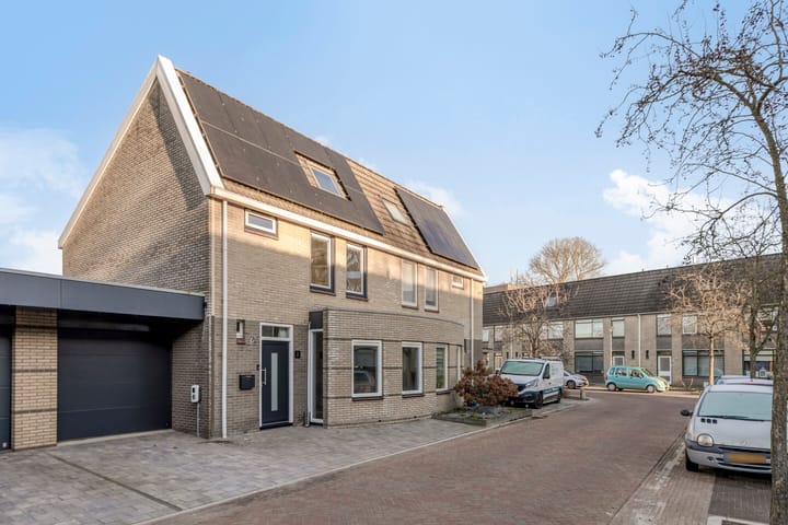 Photo 45 of Loena 31