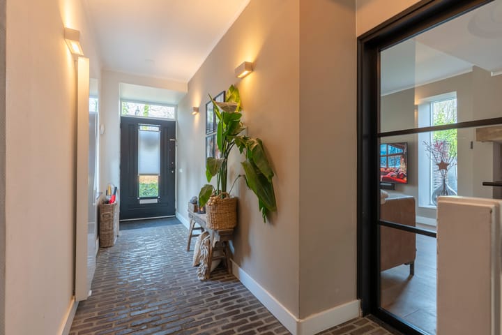 Photo 4 of Dr. Calsstraat 19