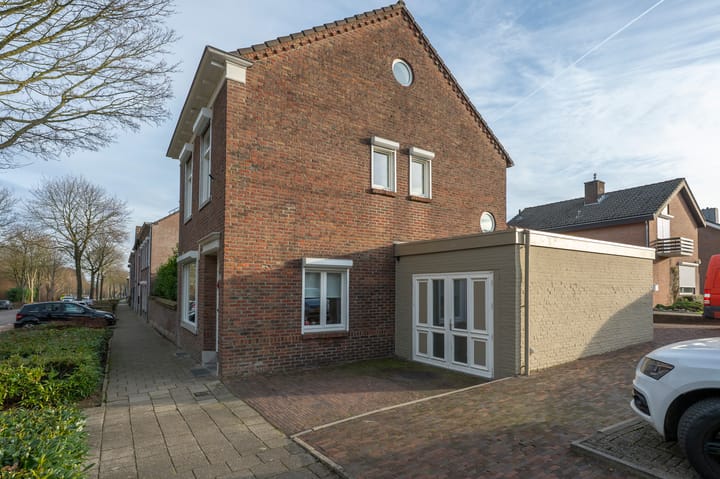 Foto 30 van Dr. Calsstraat 19