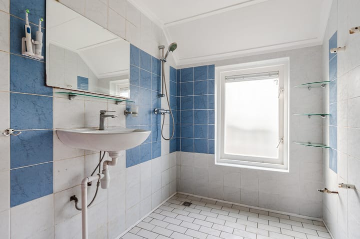 Foto 12 van Jan Luykenstraat 21