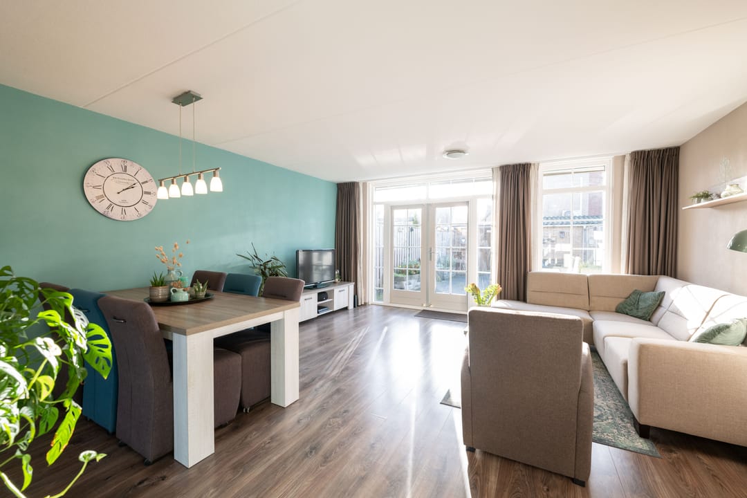 Photo 8 of Morelstraat 85