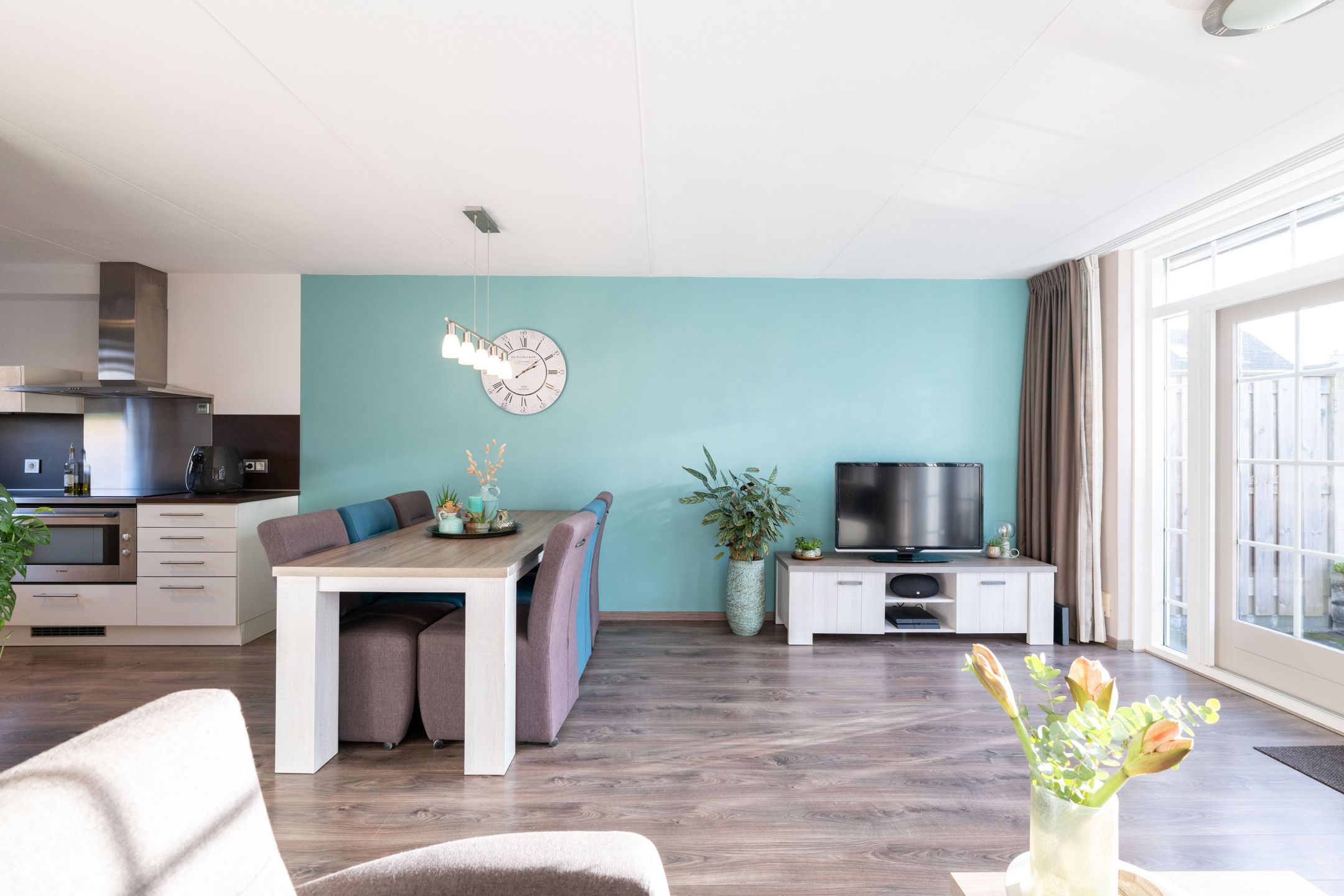 Photo 9 of Morelstraat 85