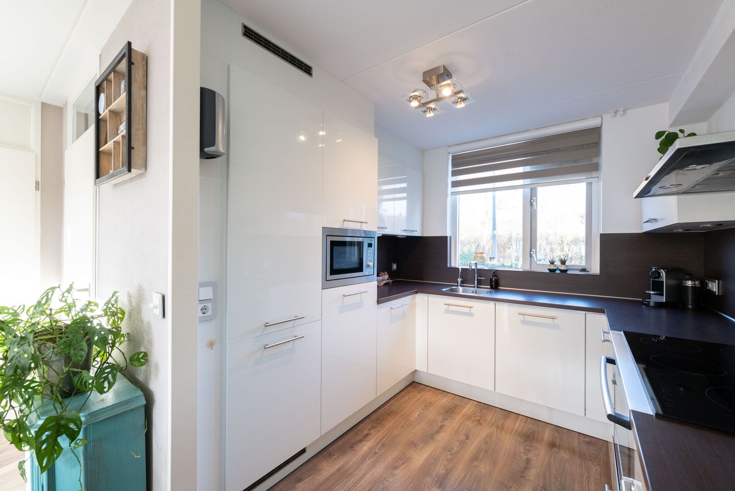 Photo 14 of Morelstraat 85