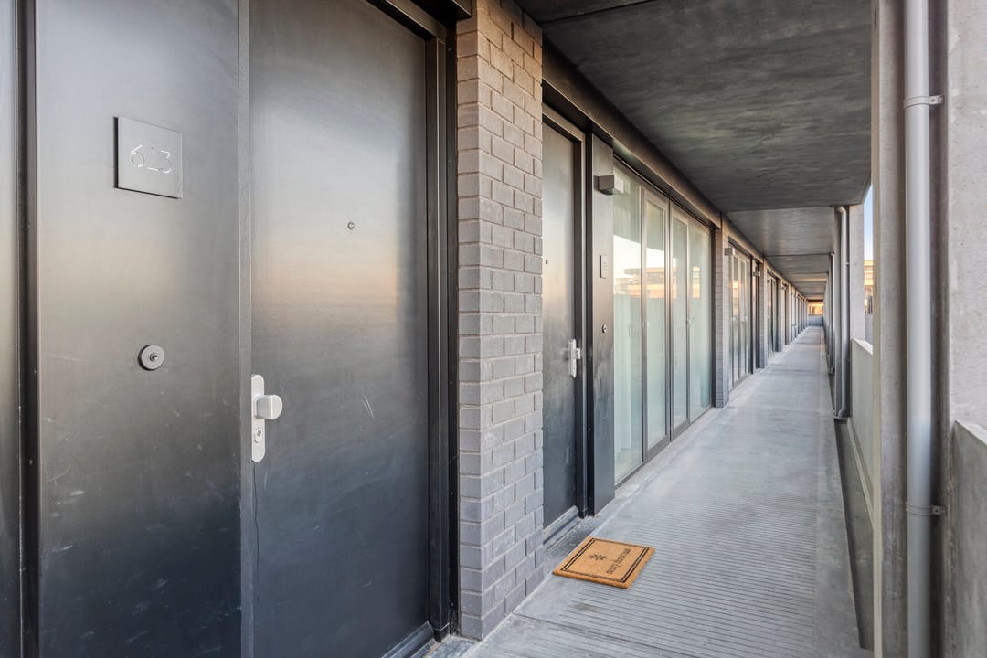 Foto 11 van Maashaven N.z. 613