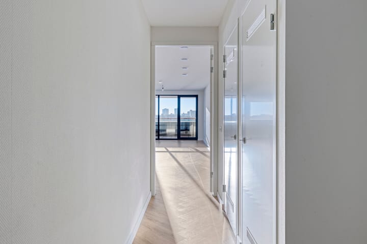 Foto 16 van Maashaven N.z. 613