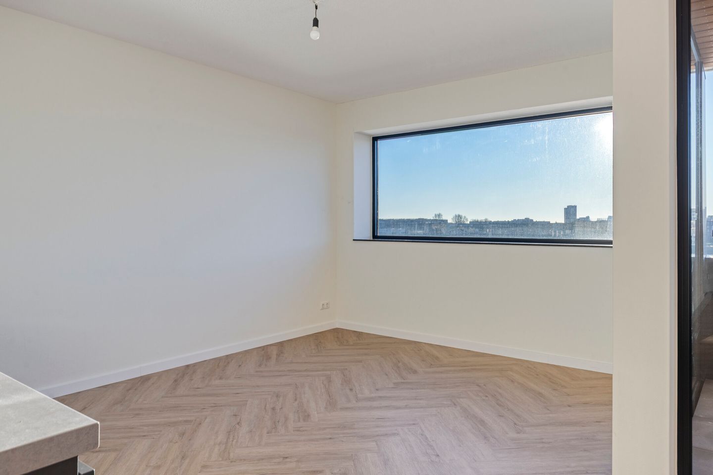 Foto 19 van Maashaven N.z. 613