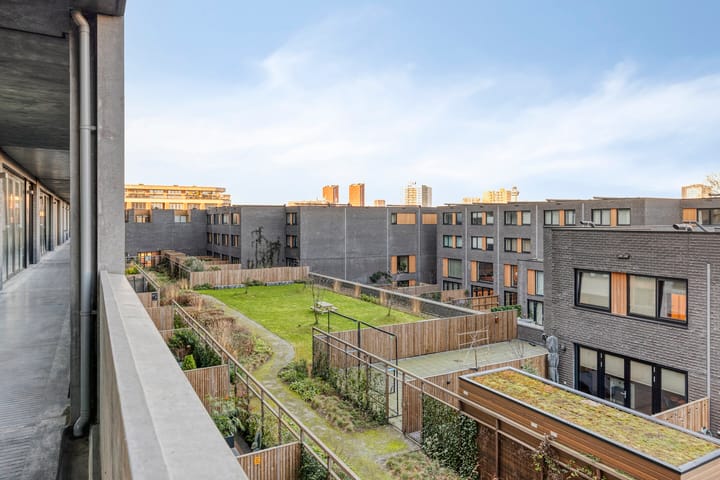 Foto 37 van Maashaven N.z. 613