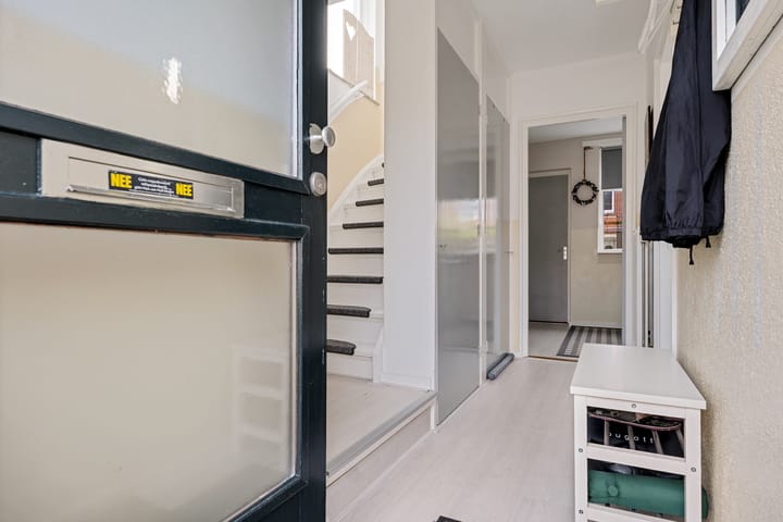 Photo 3 of Meindert Hobbemastraat 1