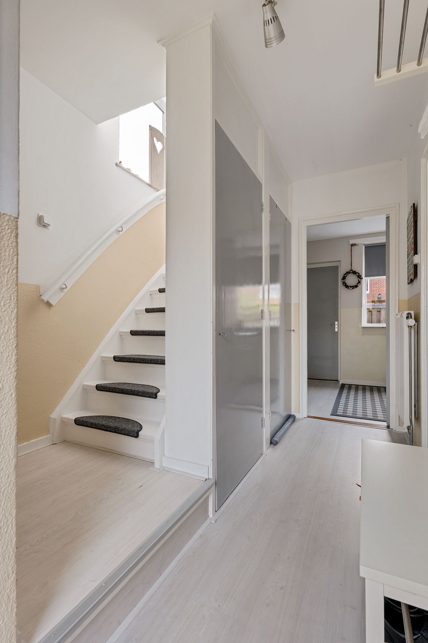 Foto 6 van Meindert Hobbemastraat 1