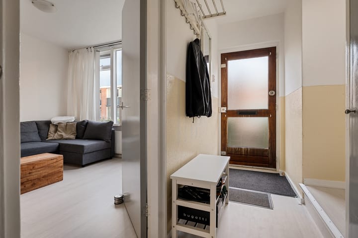 Photo 7 of Meindert Hobbemastraat 1