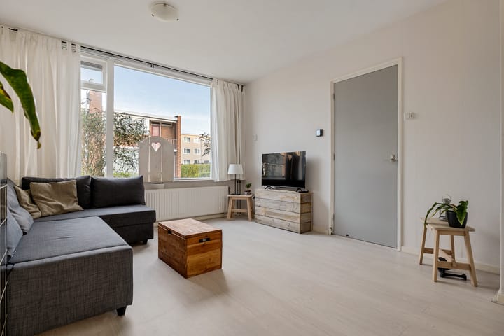 Photo 9 of Meindert Hobbemastraat 1