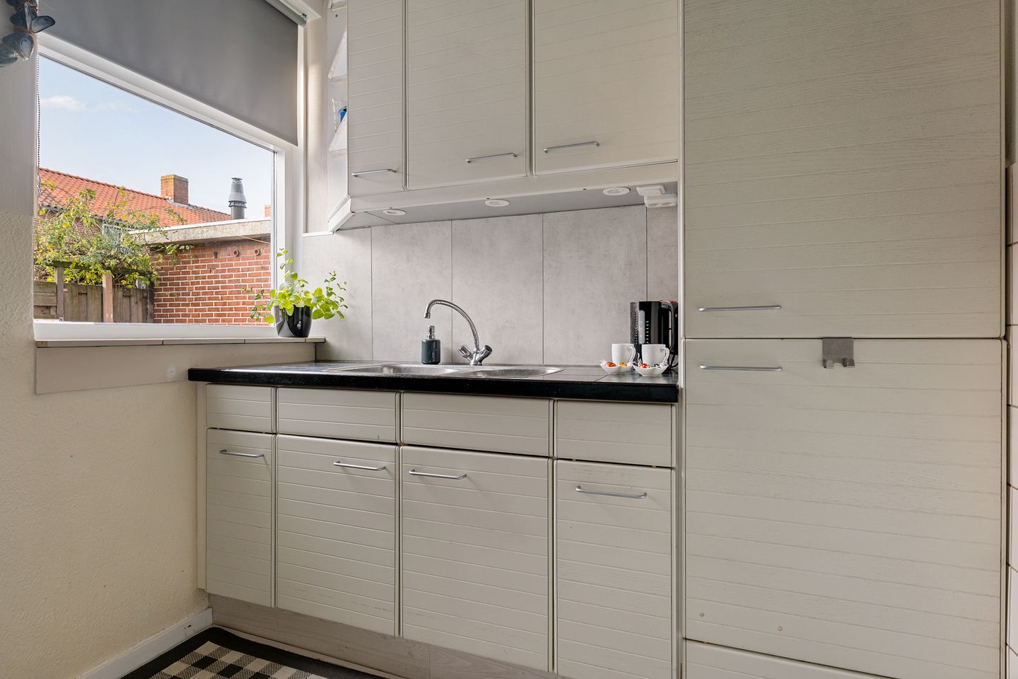 Foto 14 van Meindert Hobbemastraat 1