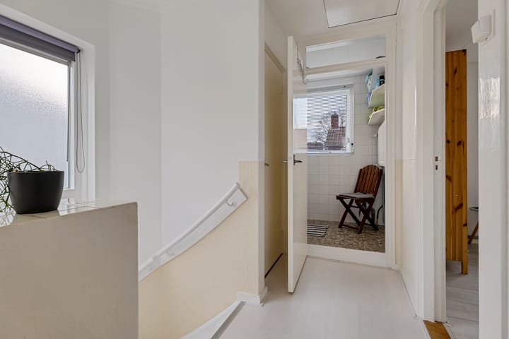 Photo 17 of Meindert Hobbemastraat 1