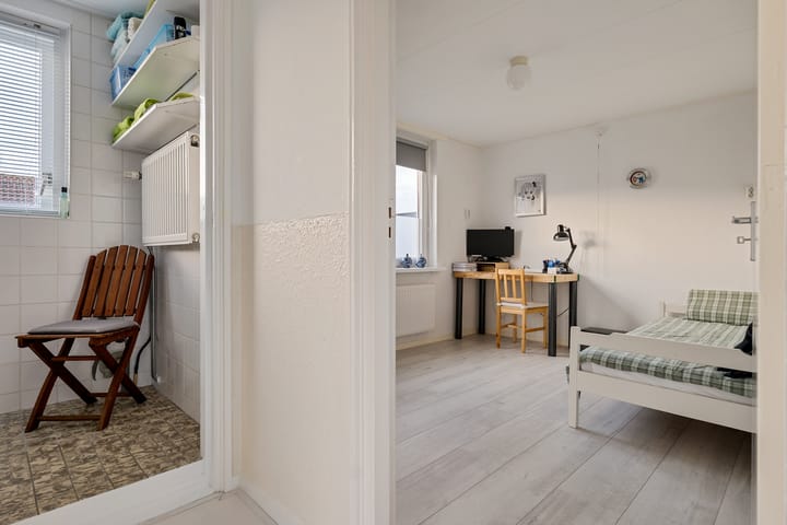 Photo 22 of Meindert Hobbemastraat 1