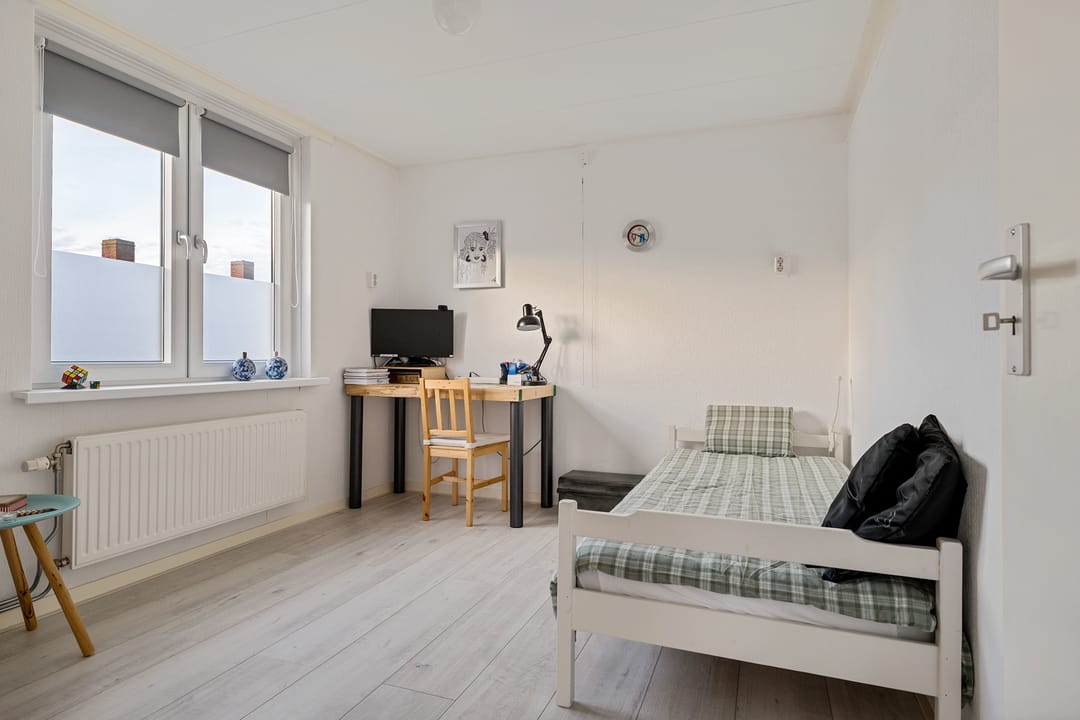 Foto 23 van Meindert Hobbemastraat 1