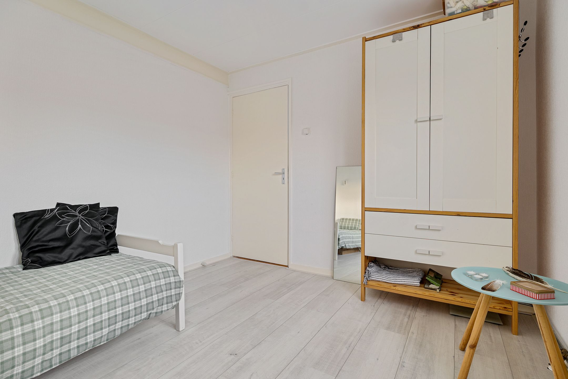 Foto 24 van Meindert Hobbemastraat 1