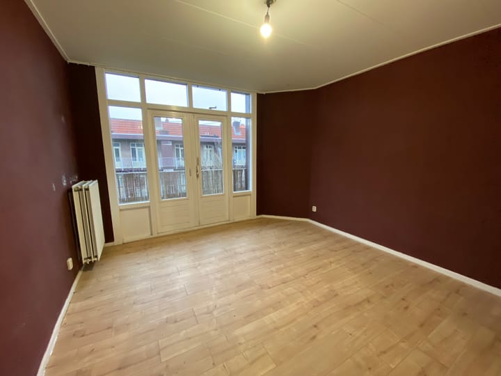 Foto 10 van Newtonstraat 12-1