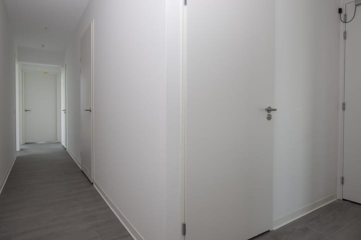 Photo 8 of Machinekamerplein 32-327