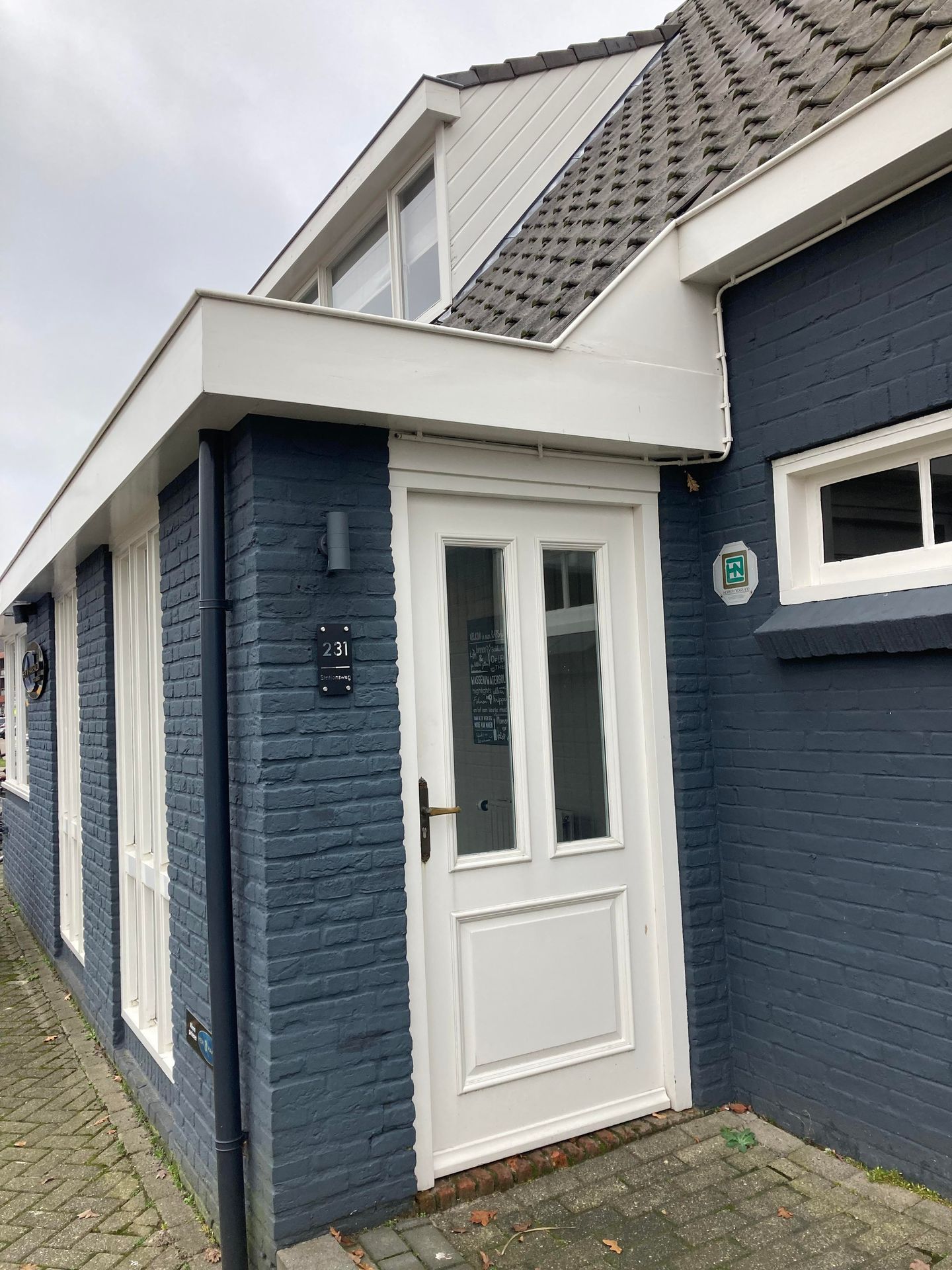 Bekijk foto 3 van Stationsweg 231