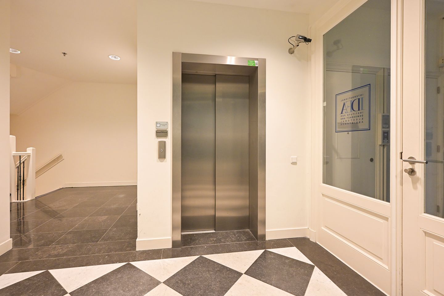 Bekijk foto 4 van Passage 31