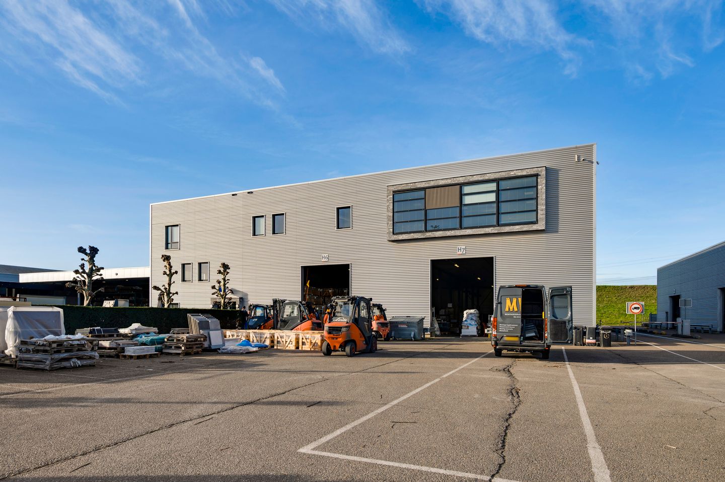 View photo 1 of Havenweg 18