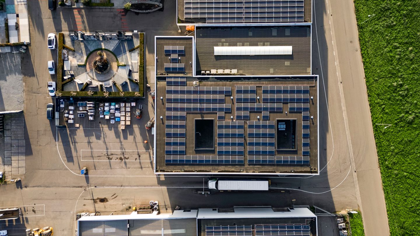 View photo 2 of Havenweg 18