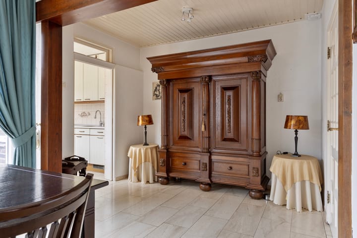 Photo 10 of Akelei 25