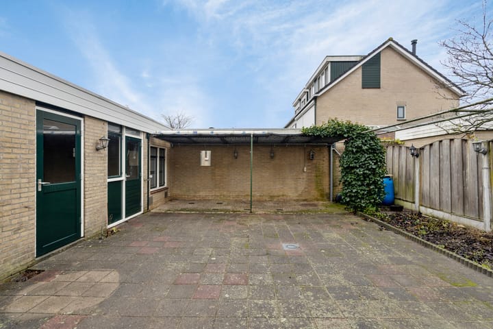 Photo 31 of Akelei 25