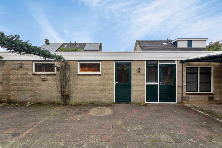 Photo 32 of Akelei 25