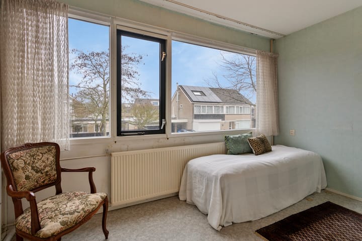 Photo 22 of Akelei 25