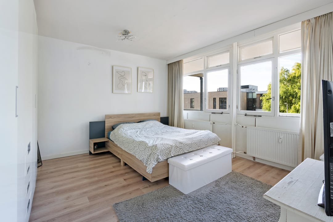 Photo 7 of Van Ostadelaan 304