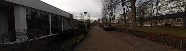 Voorzijde van de bungalow