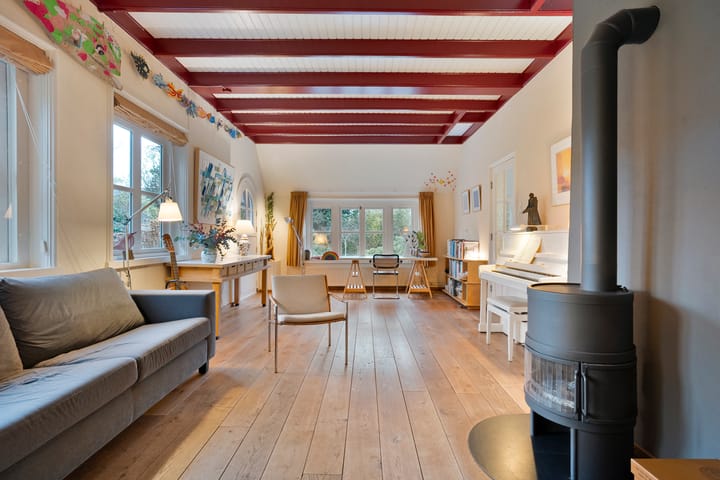 Photo 11 of De Mars 11-B