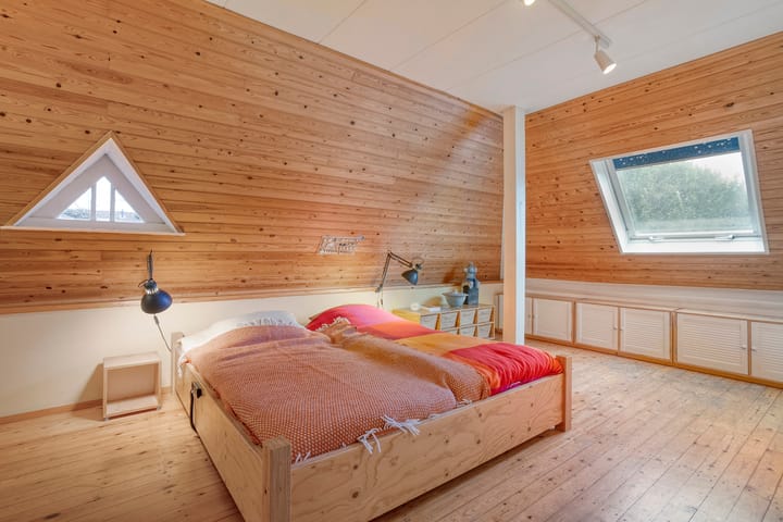 Photo 29 of De Mars 11-B