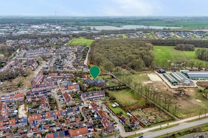 Photo 7 of De Mars 11-B