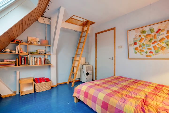 Photo 33 of De Mars 11-B