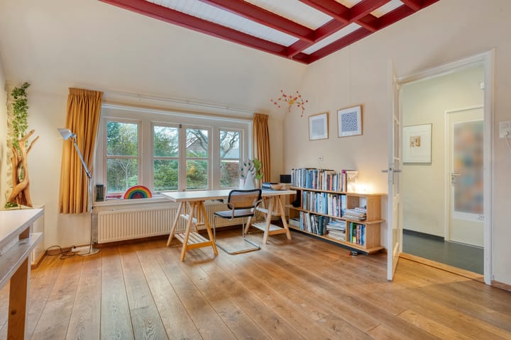 Photo 12 of De Mars 11-B