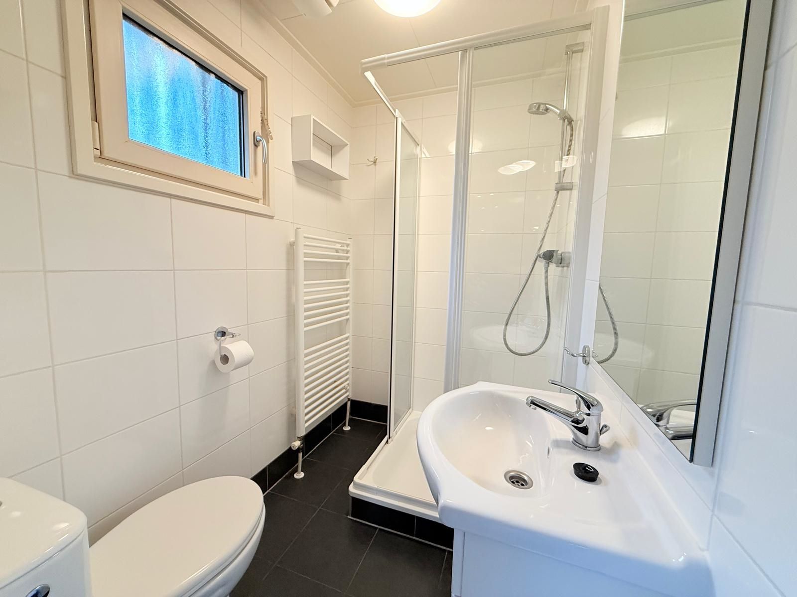 Foto 15 van Vijverlaan 1-L008