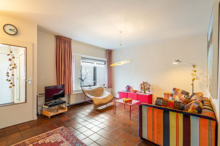 Foto 12 van Meester Strijbosstraat 20