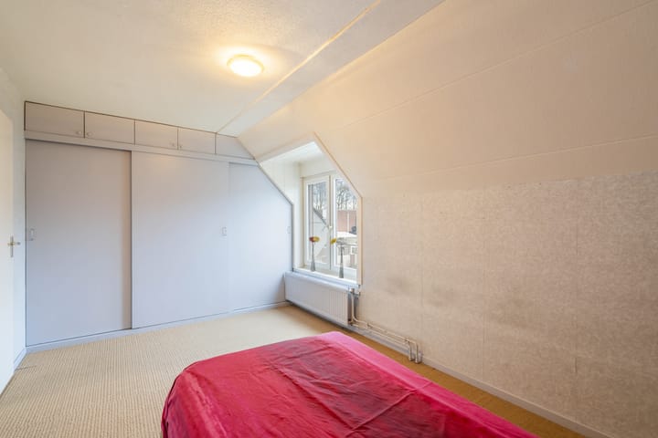 Foto 24 van Meester Strijbosstraat 20