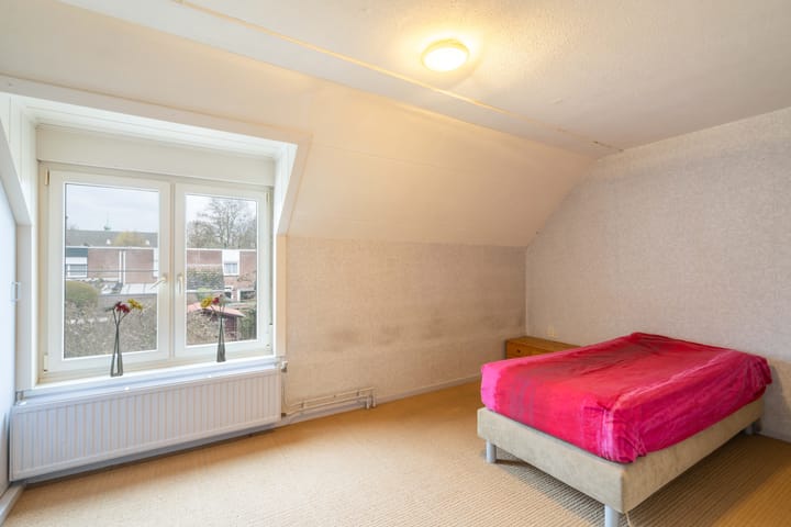 Foto 4 van Meester Strijbosstraat 20