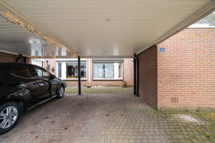 Foto 39 van Meester Strijbosstraat 20