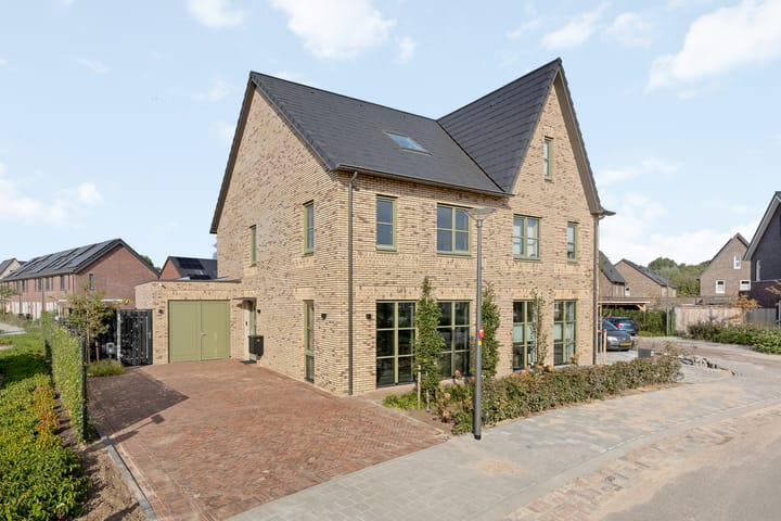 Foto 5 van Jeneverbes 33