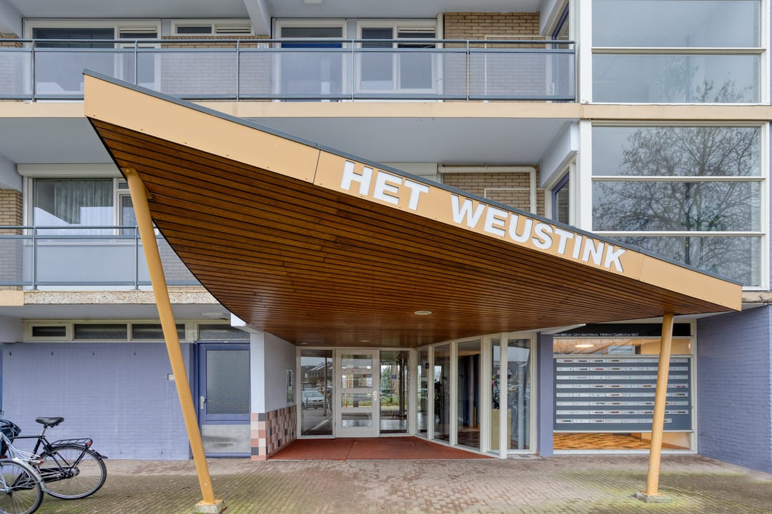 Photo 2 of Geessinkweg 303-A