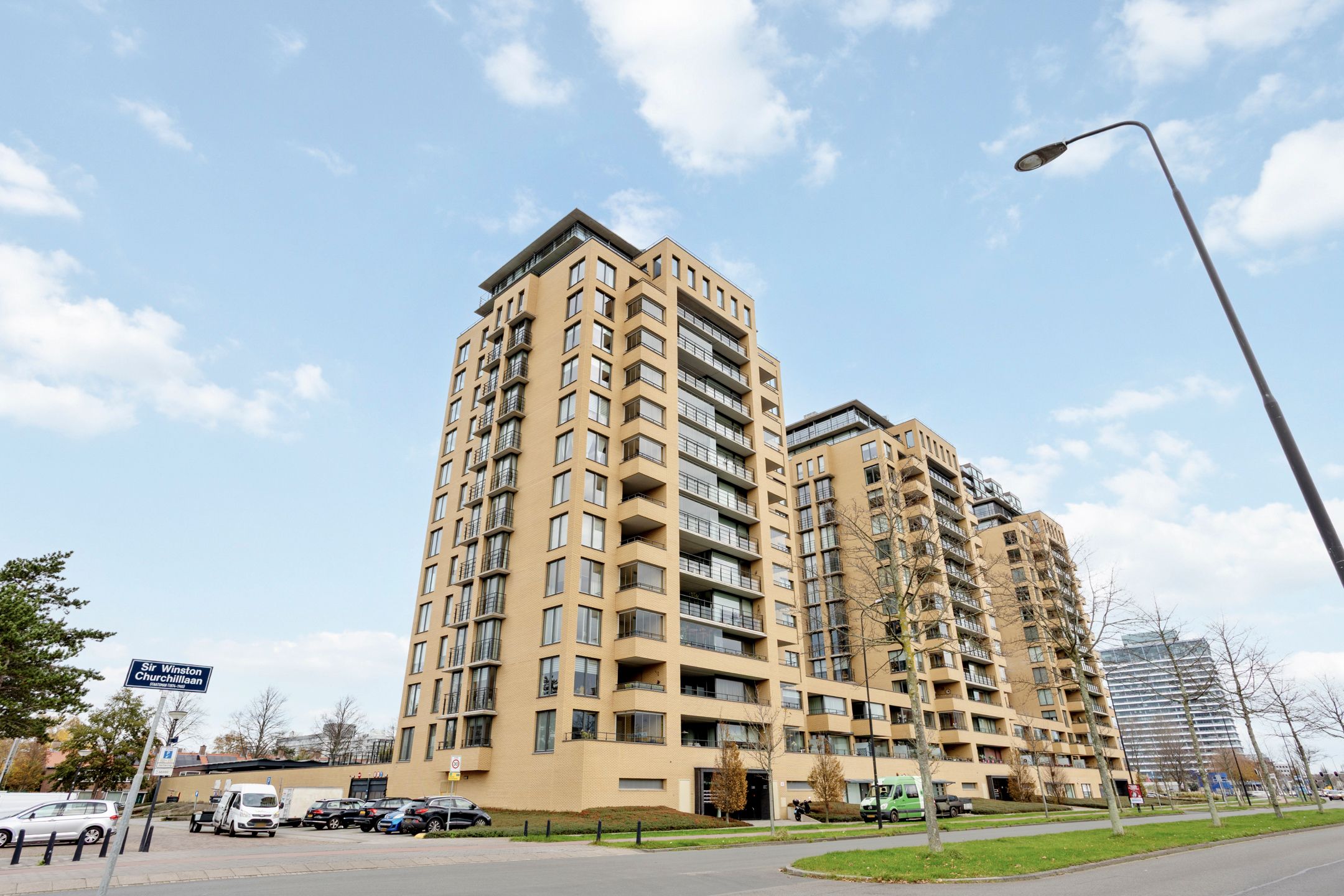 Sir Winston Churchillln 370-F 370 F415