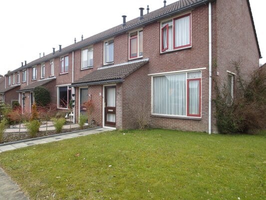 Foto 1 van Winkelmaad 9