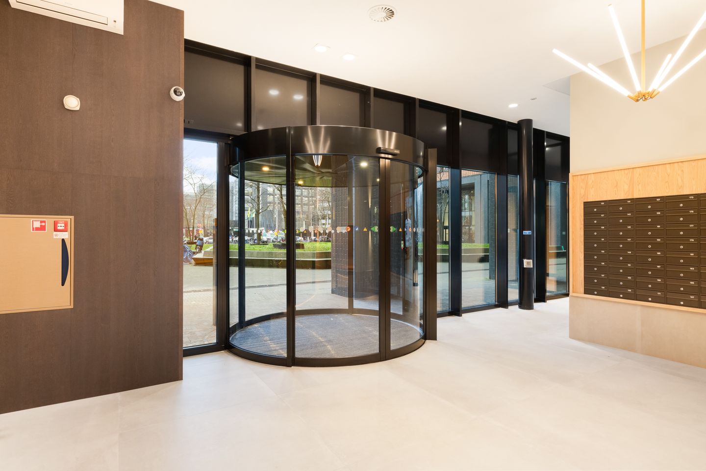 Foto 29 van Gustav Mahlerplein 285